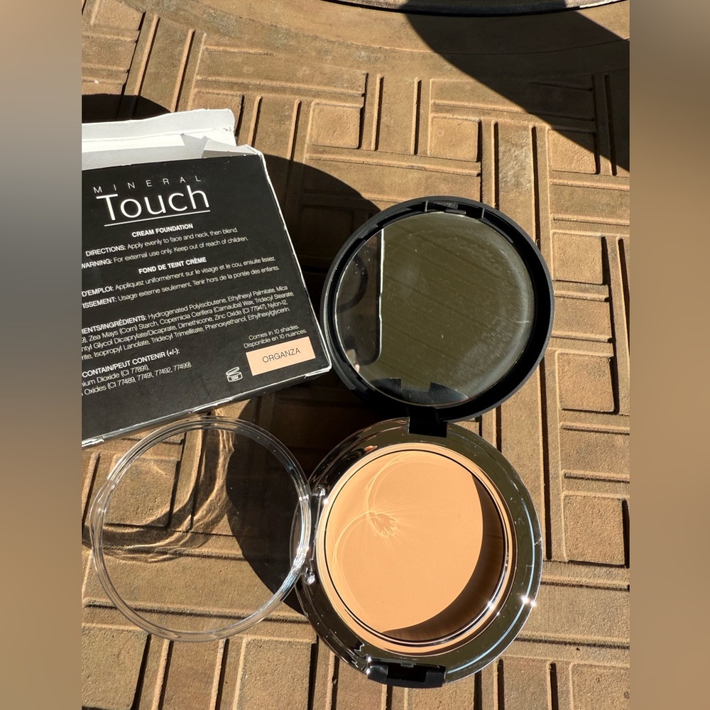 Younique Mineral Touch Cream Foundation - Organza